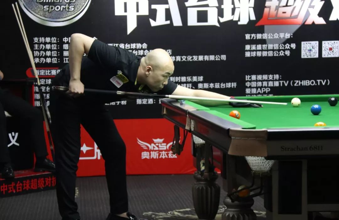 超联赛中 超联赛中