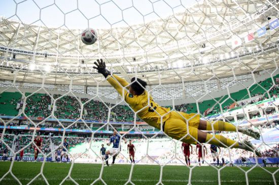 然更善于在 然更善于在